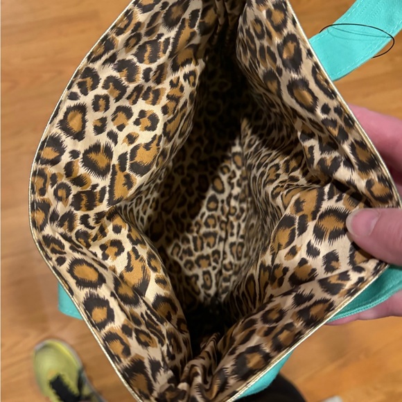 Betsey Johnson x REDKEN Mint Green Leopard Mini Tote Handbag - Picture 4 of 6